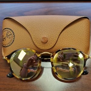 Ray-Ban Round Fleck Flash sunglasses